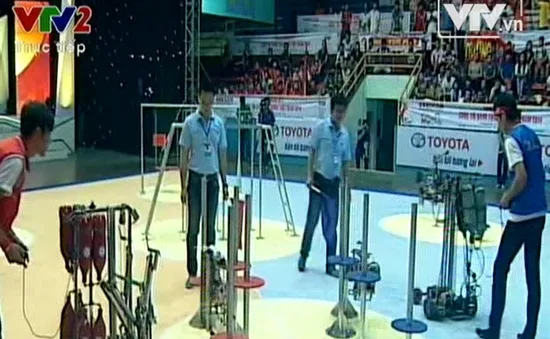 VCK Robocon 2014: Kịch tính đến nghẹt thở ngày thi đấu thứ hai